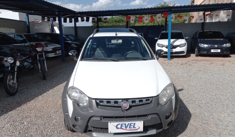 Fiat Strada Adventure C.E 1.8 16V E-Torq 2013 completo